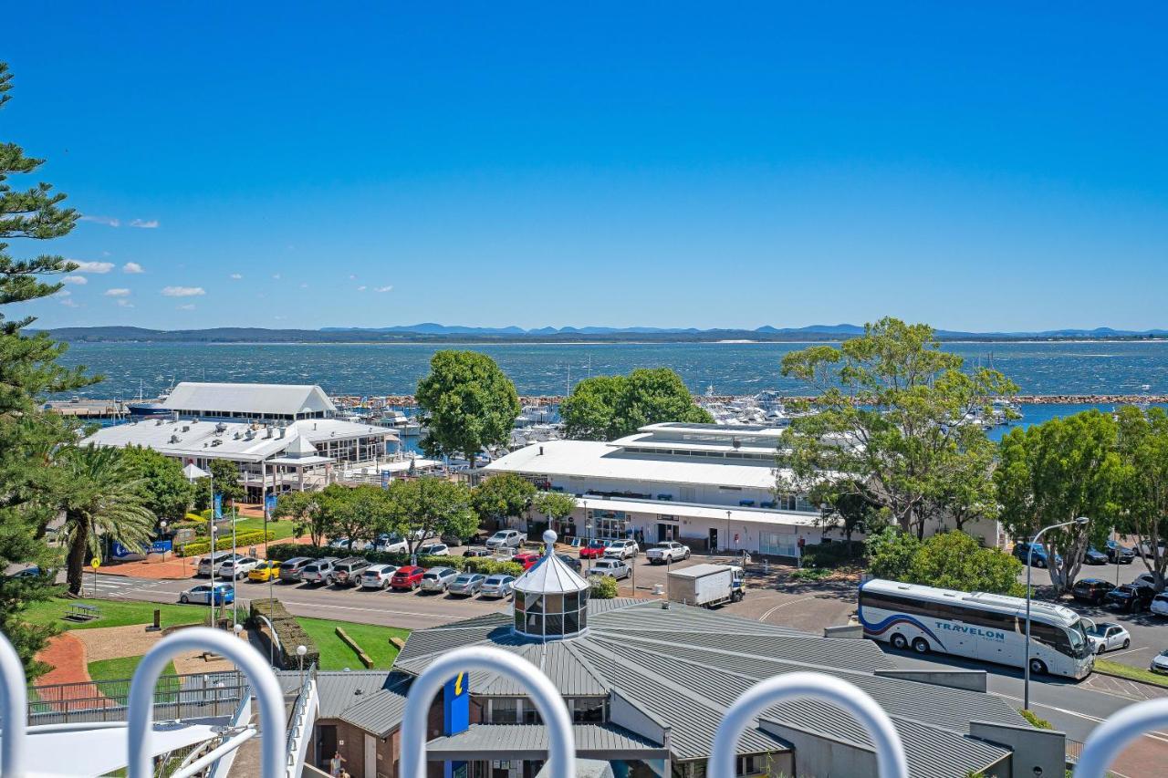 Nelson Towers Motel & Apartments Nelson Bay Exteriör bild
